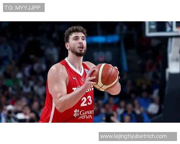 申京三分命中率大幅提升火媒称其进化显而易见引发关注 申京三分命中率大幅提升火媒称其进化显而易见引发关注