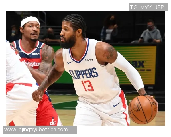 贝弗利认为快船应保留鲍威尔和米尔斯比尔更适合替补角色 贝弗利认为快船应保留鲍威尔和米尔斯比尔更适合替补角色