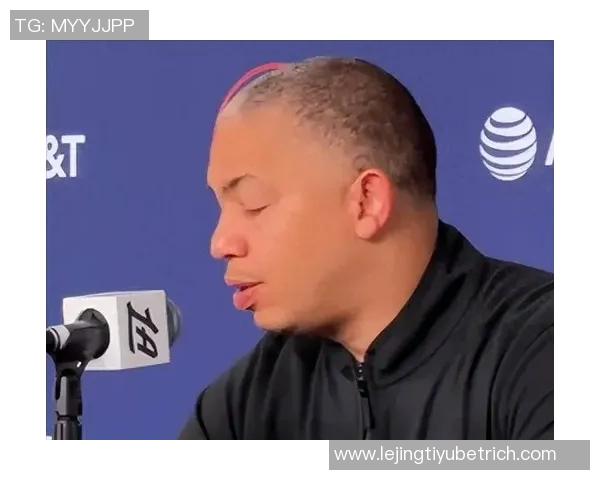 卢谈上半场防守问题我们对对手缺乏重视和专注力导致失利