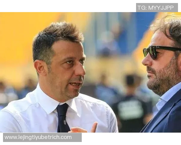 西班牙U21主帅谈伯纳尔现状称其仍是球队一员但面临困境 西班牙U21主帅谈伯纳尔现状称其仍是球队一员但面临困境